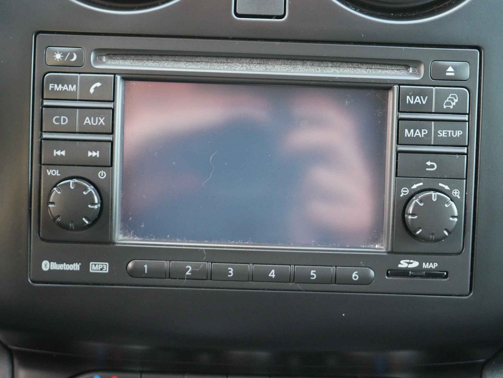 Nissan Qashqai 1.6i 