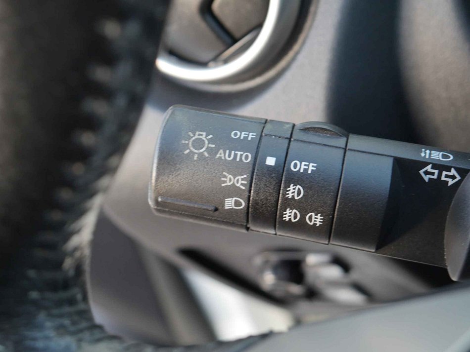 Nissan Qashqai 1.6i 