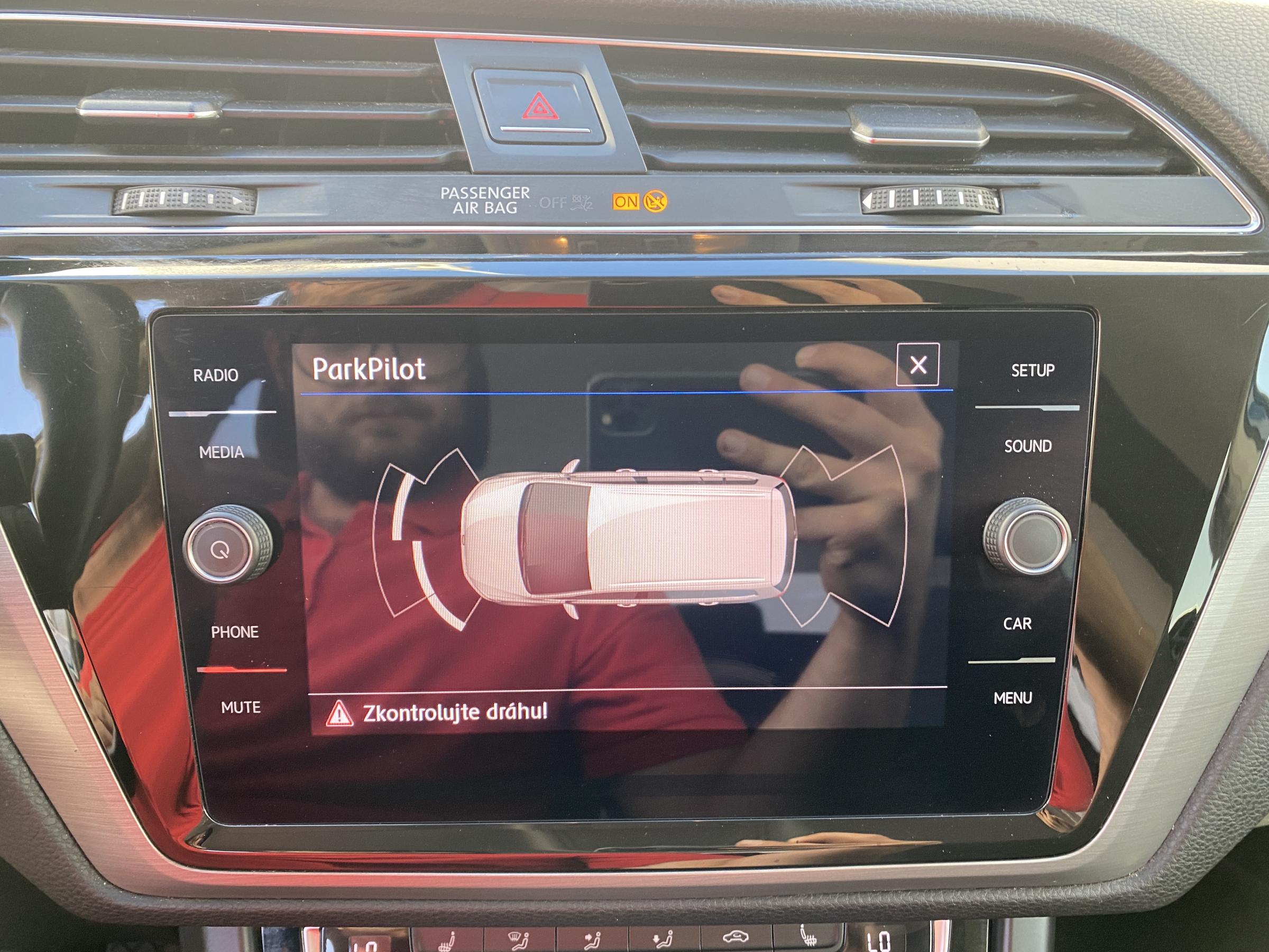 Volkswagen Touran, 2018 - pohled č. 12