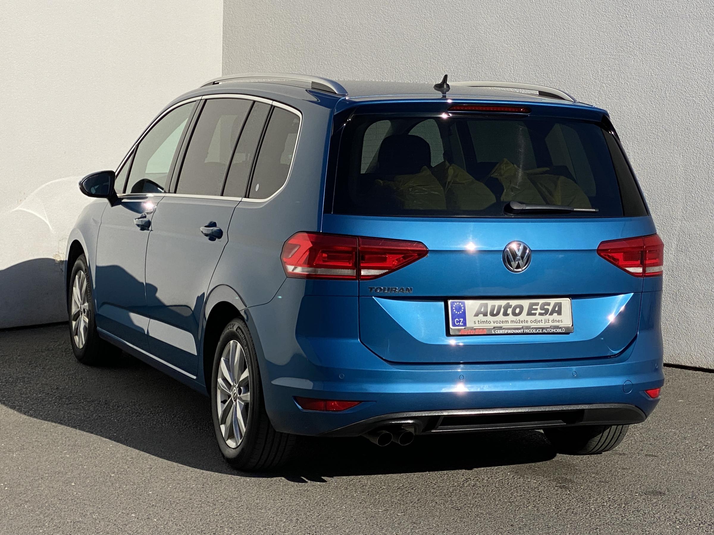 Volkswagen Touran, 2018 - pohled č. 6
