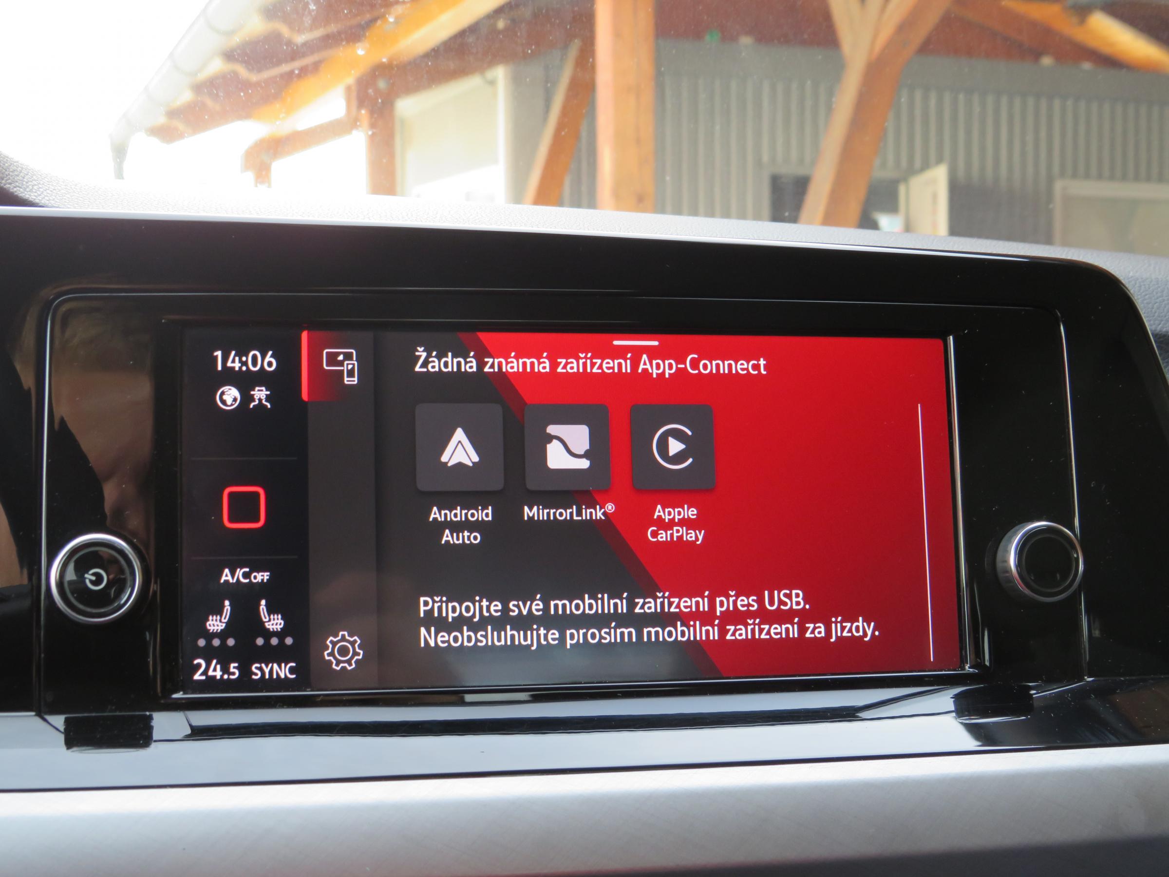 Volkswagen Golf, 2021 - pohled č. 22