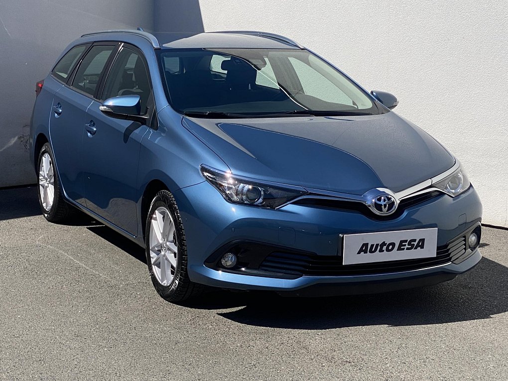 Toyota Auris 1.6i Trend