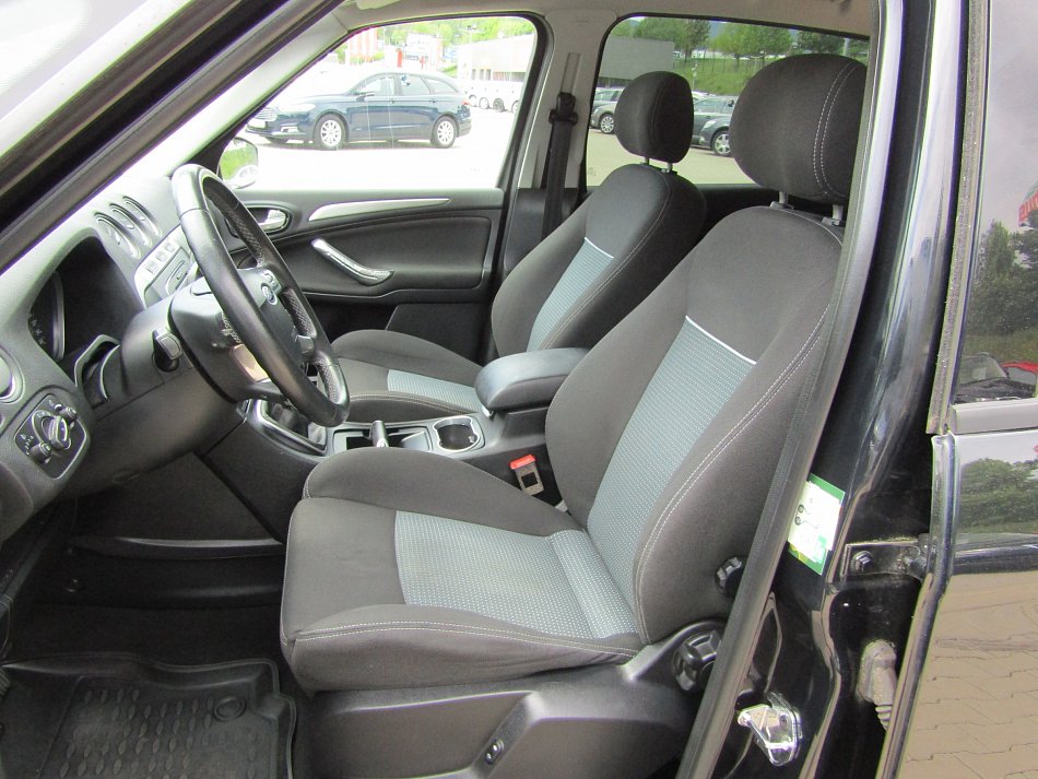 Ford S-MAX 2.0 TDCi  7míst