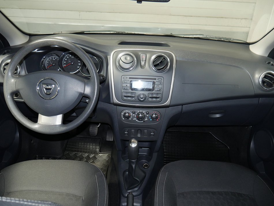 Dacia Sandero 1.2i 