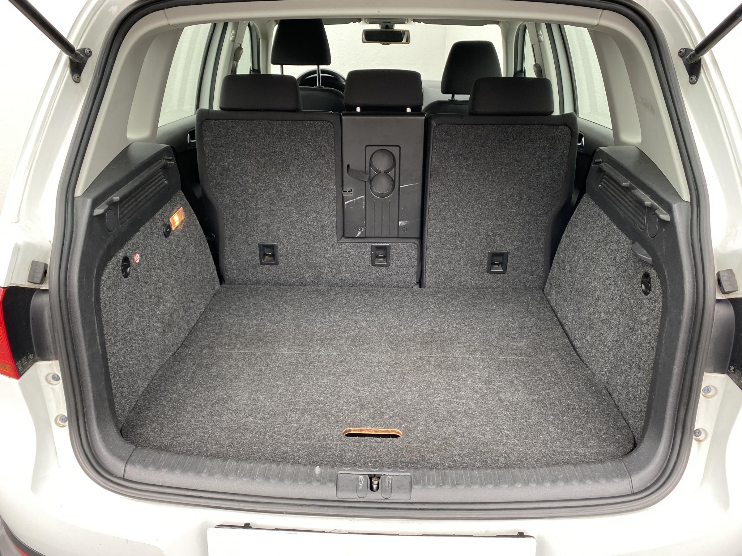 Volkswagen Tiguan, 2014 - pohled č. 7