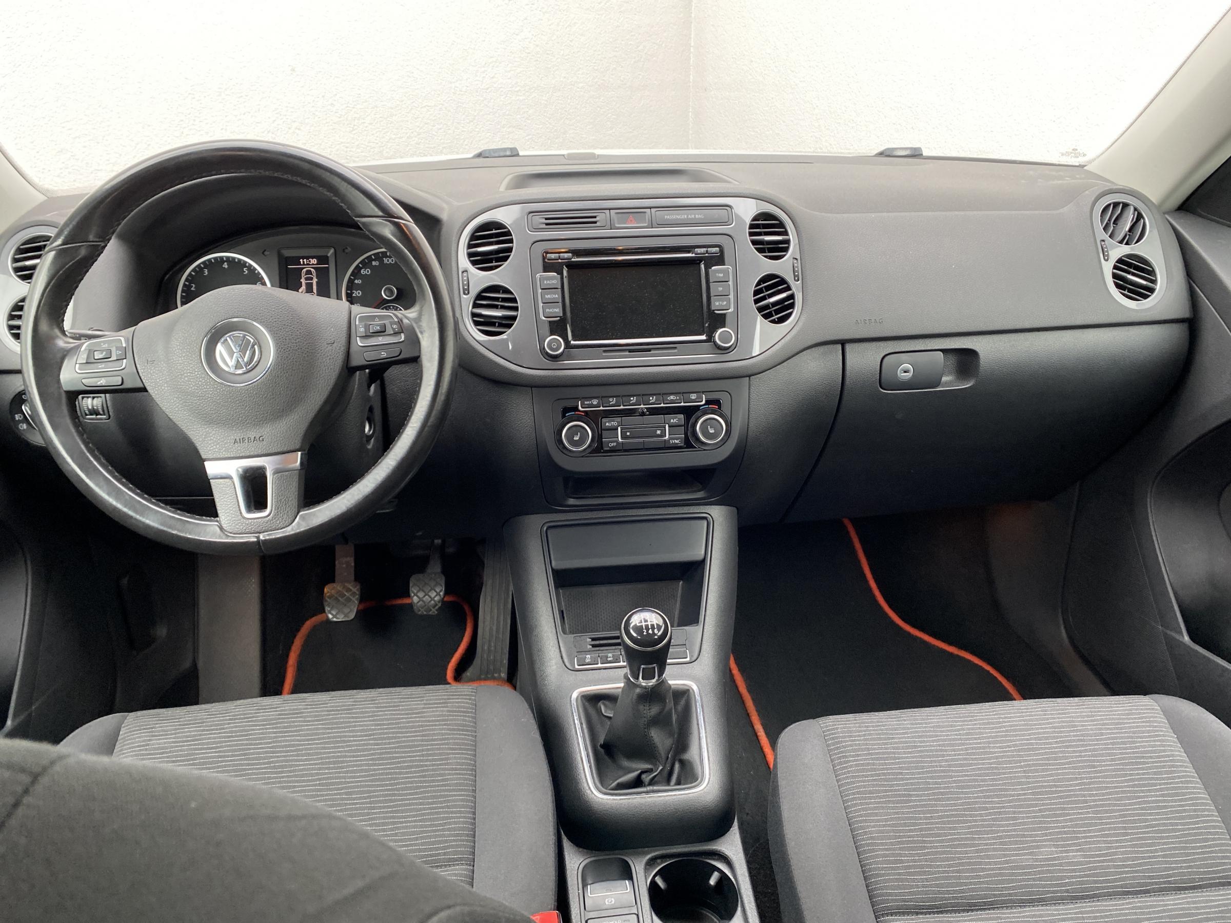 Volkswagen Tiguan, 2014 - pohled č. 8