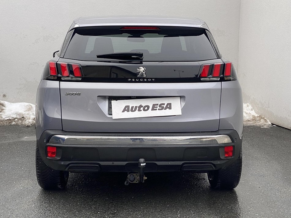 Peugeot 3008 1.2 PT Allure