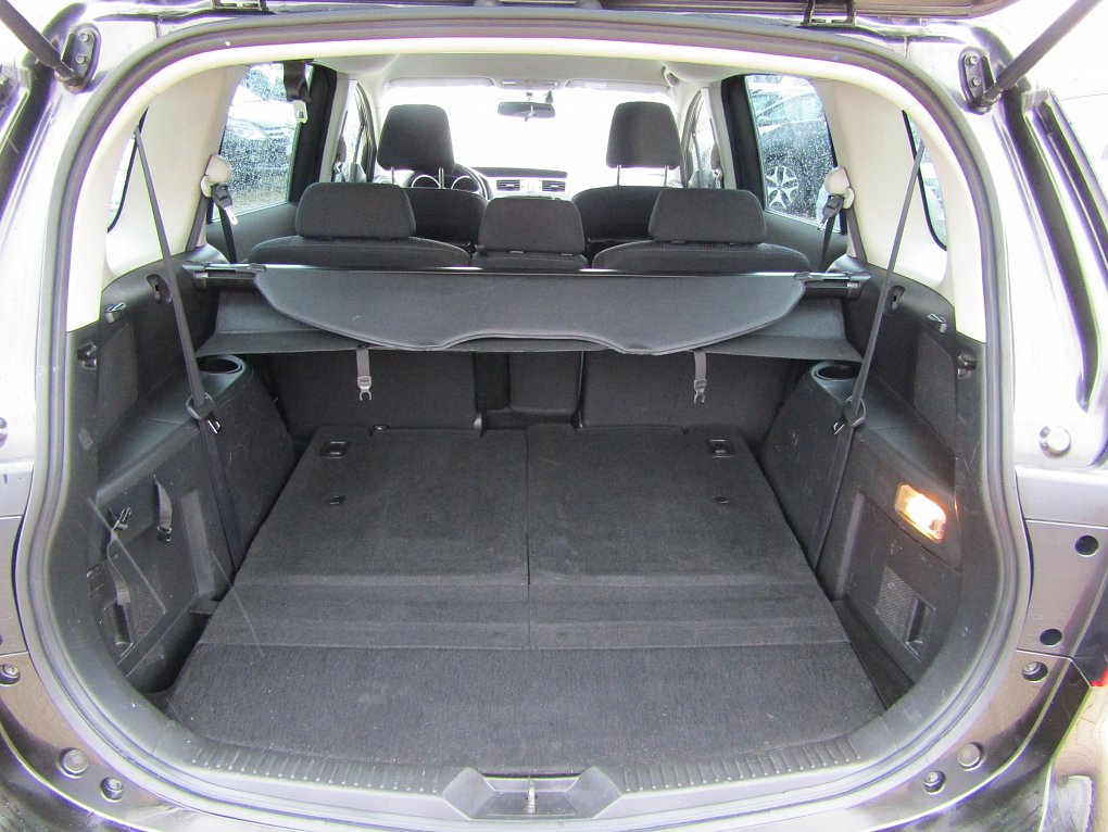 Mazda 5 2.0i  7míst