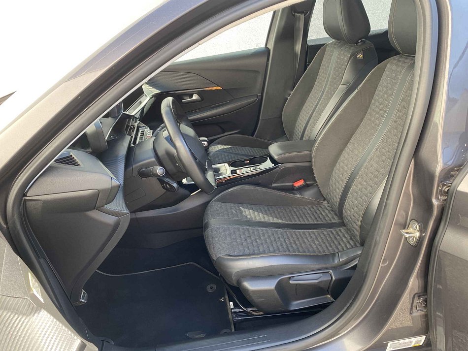 Peugeot 208 1.2 PT Road Trip