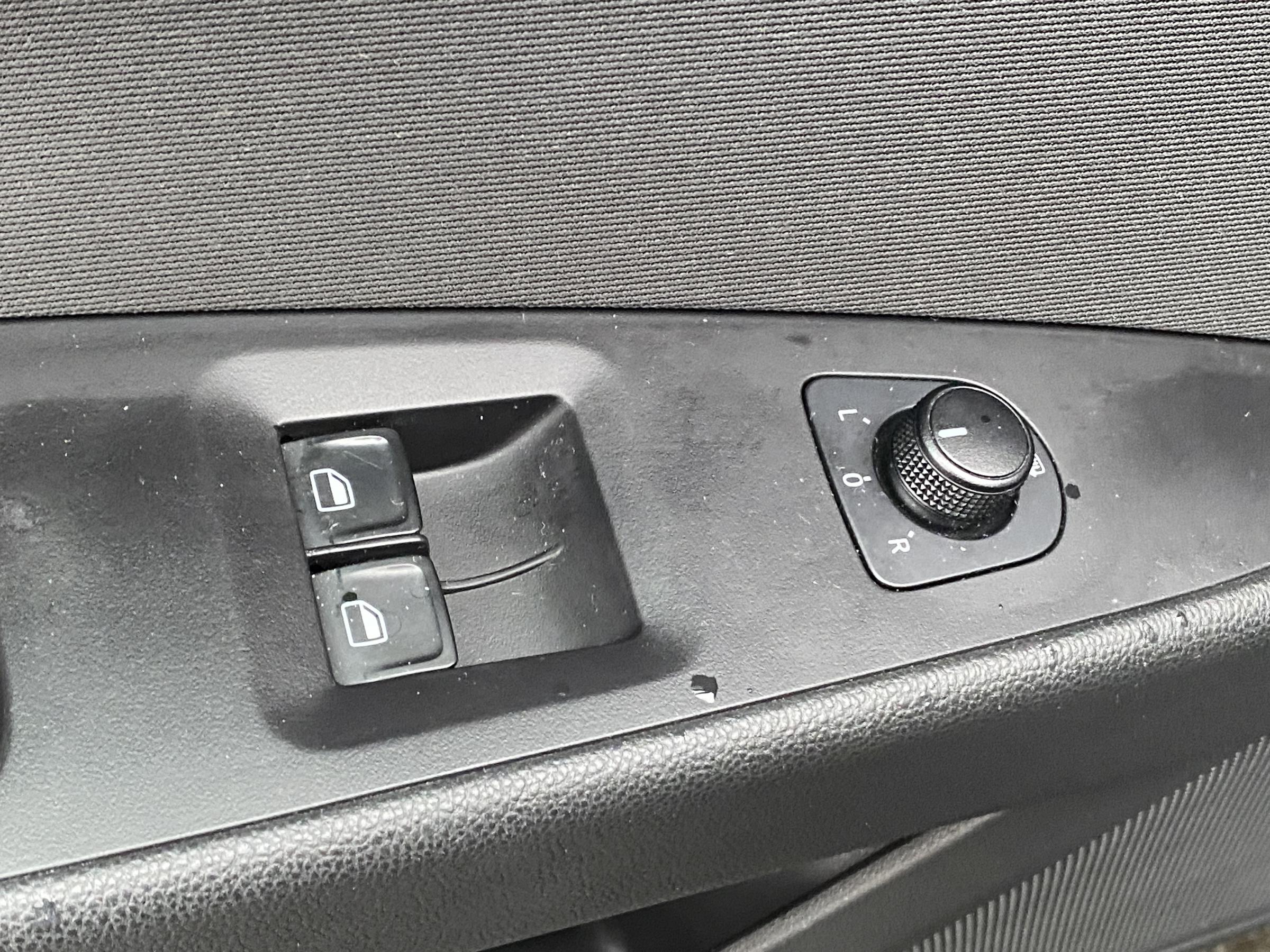 Seat Leon, 2013 - pohled č. 11