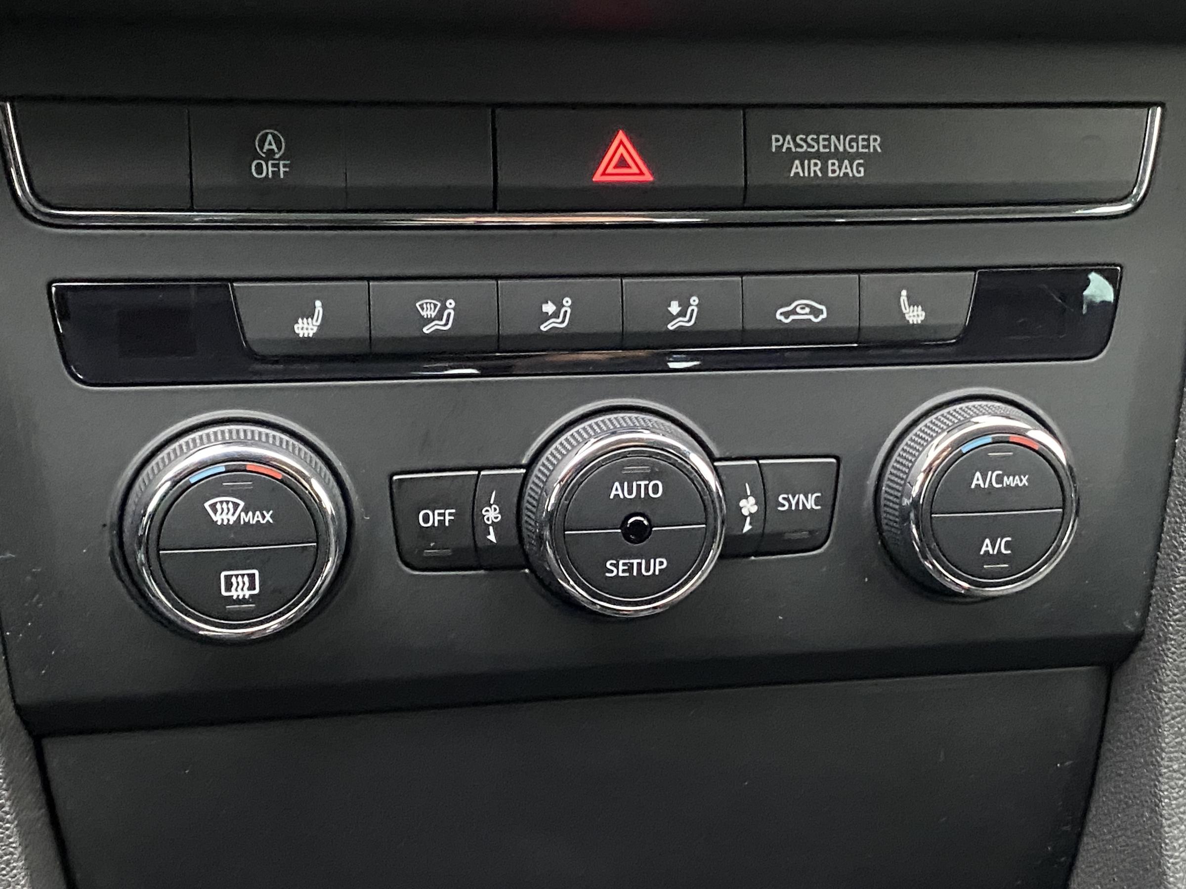 Seat Leon, 2013 - pohled č. 14