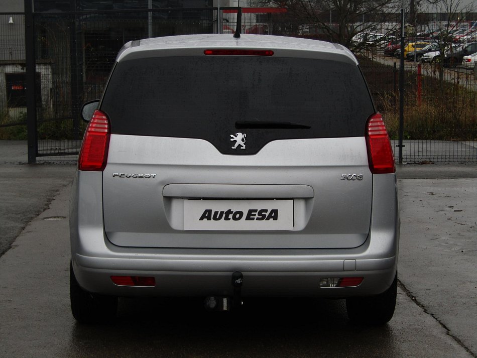 Peugeot 5008 1.6i 