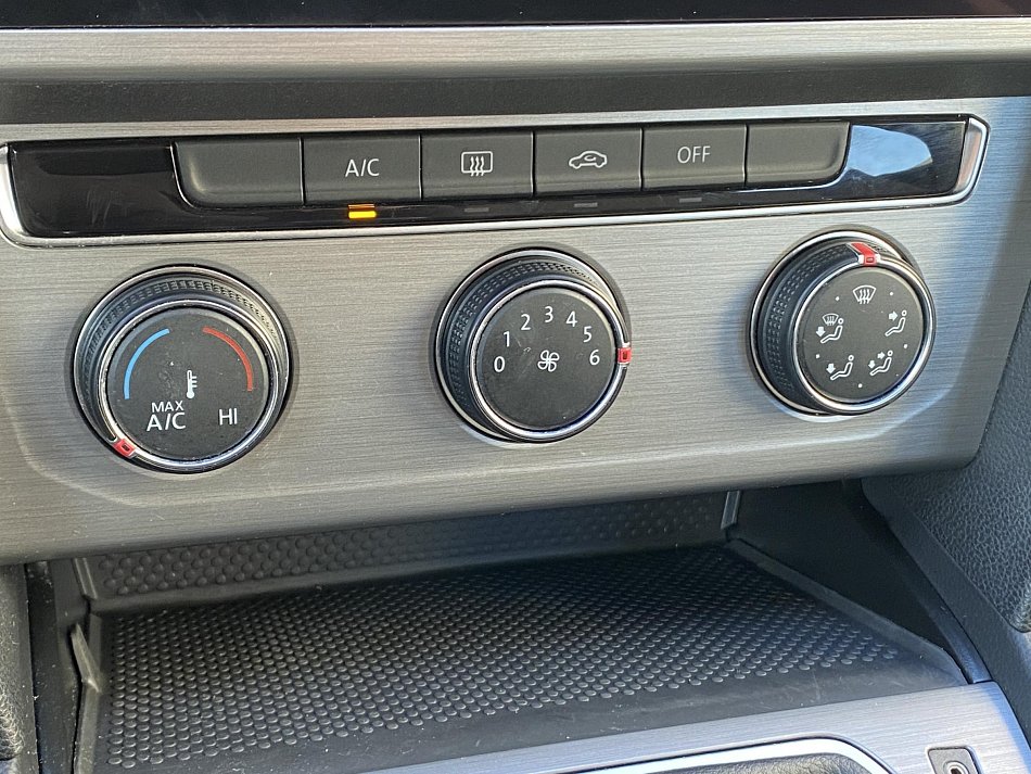 Volkswagen Passat 2.0 TDi 