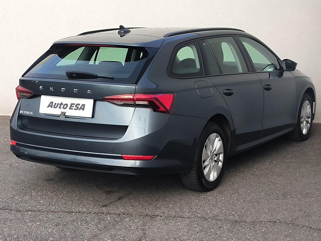 Škoda Octavia IV 2.0 TDi 