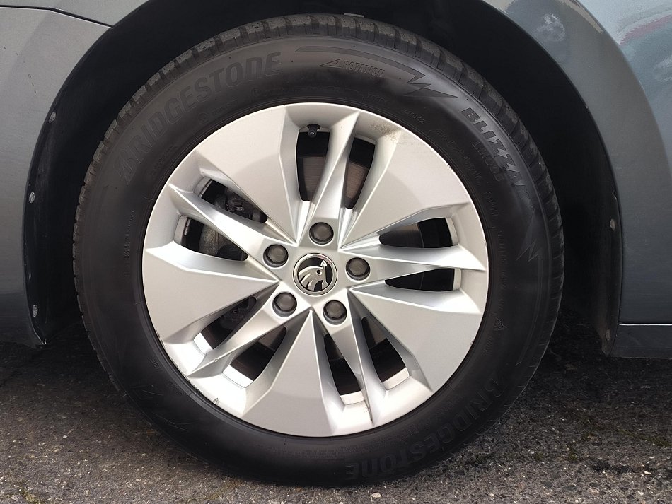 Škoda Octavia IV 2.0 TDi 