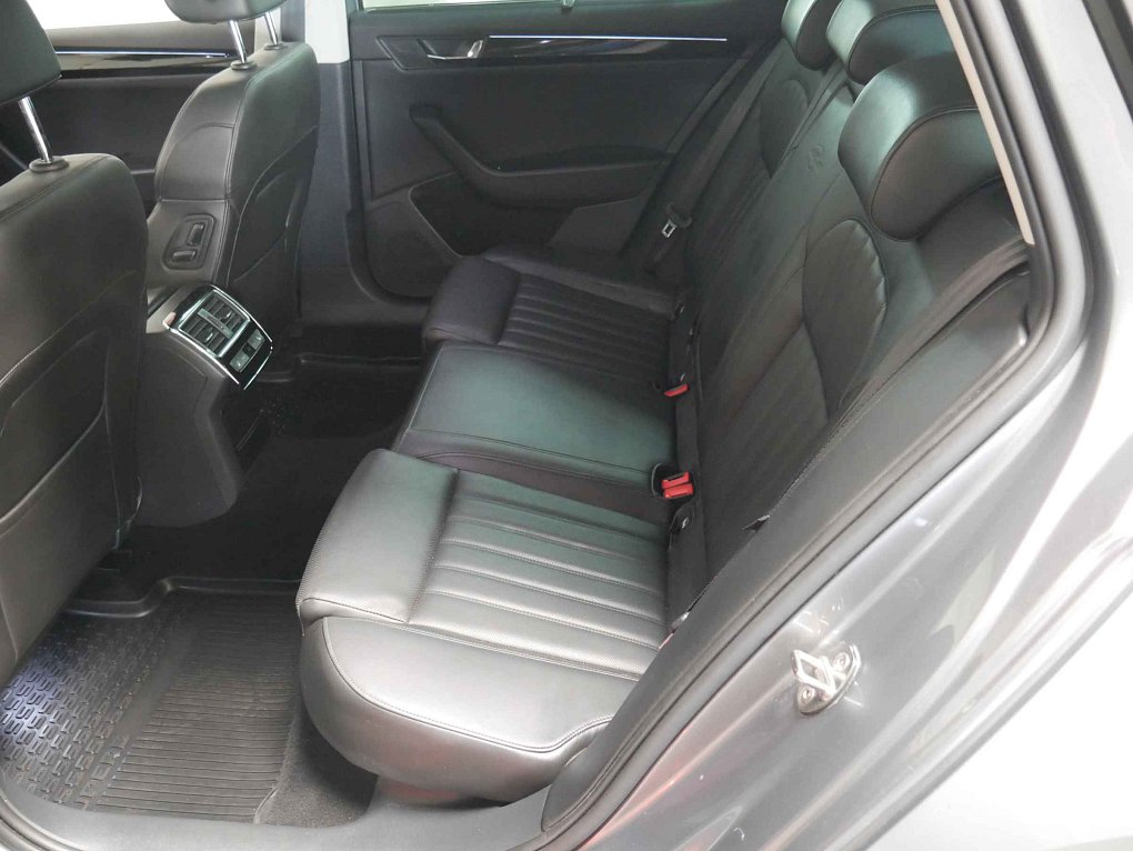 Škoda Superb III 2.0 TDi L&K 4x4
