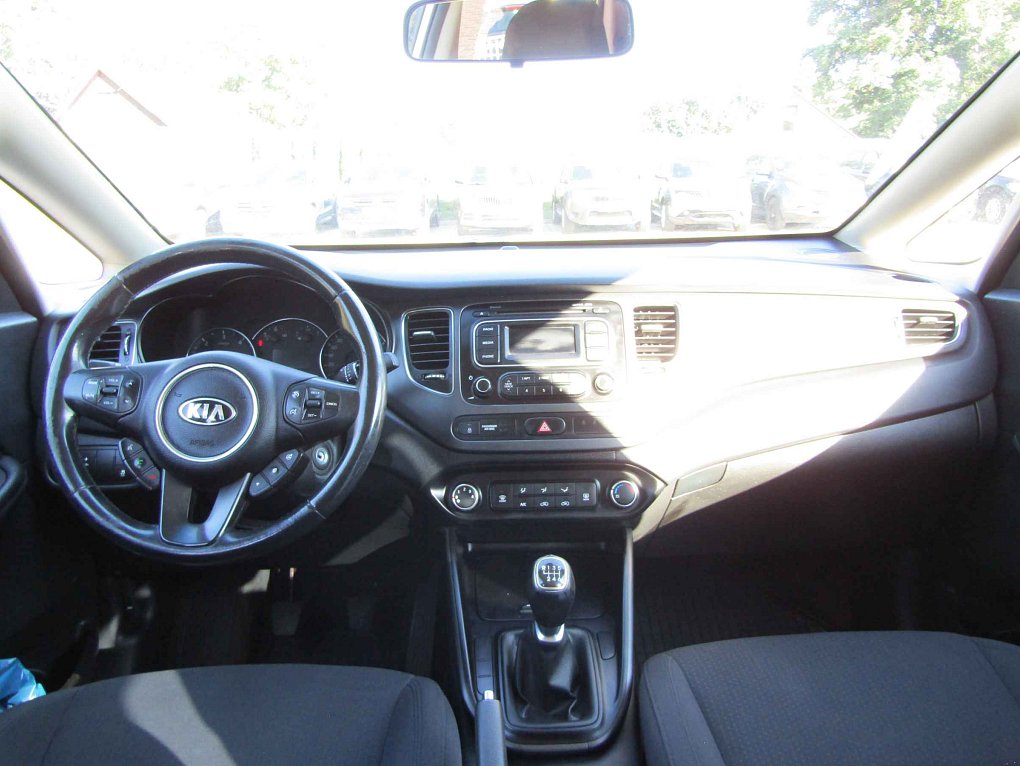 Kia Carens 1.7 CRDi 