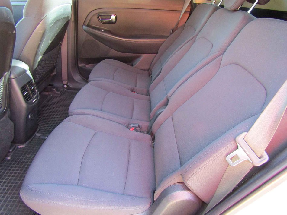 Kia Carens 1.7 CRDi 
