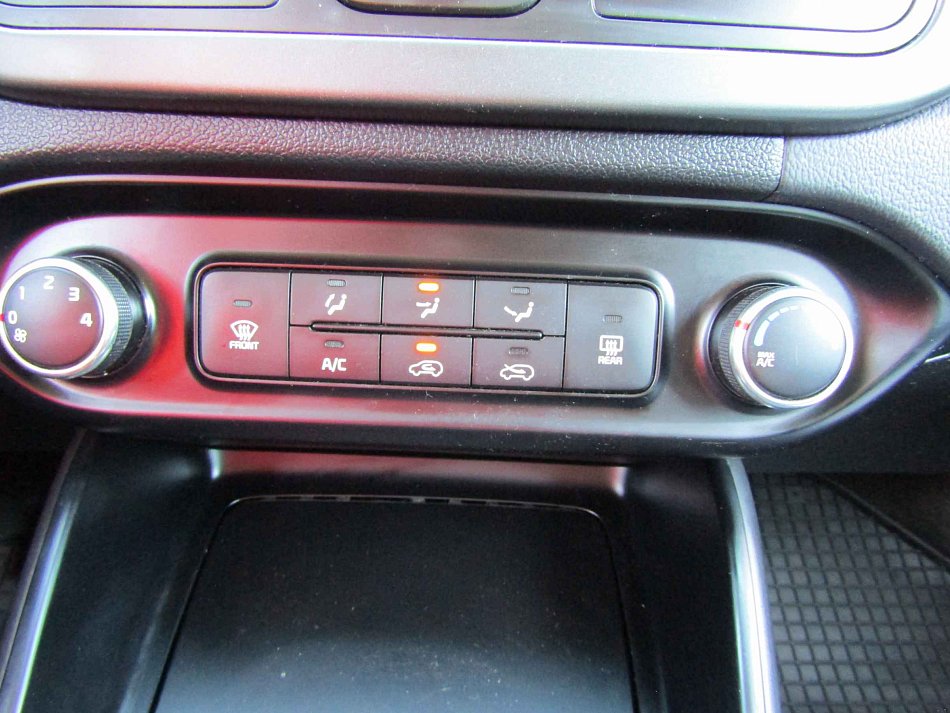 Kia Carens 1.7 CRDi 