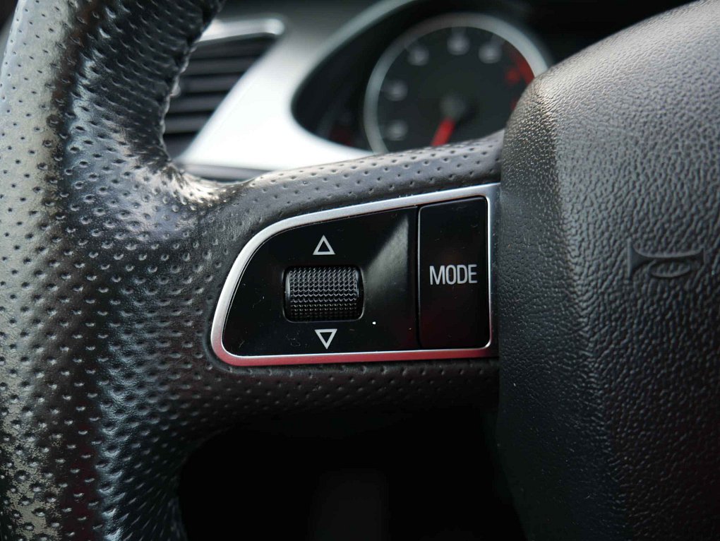 Audi A4 3.2 FSi S-line Quattro