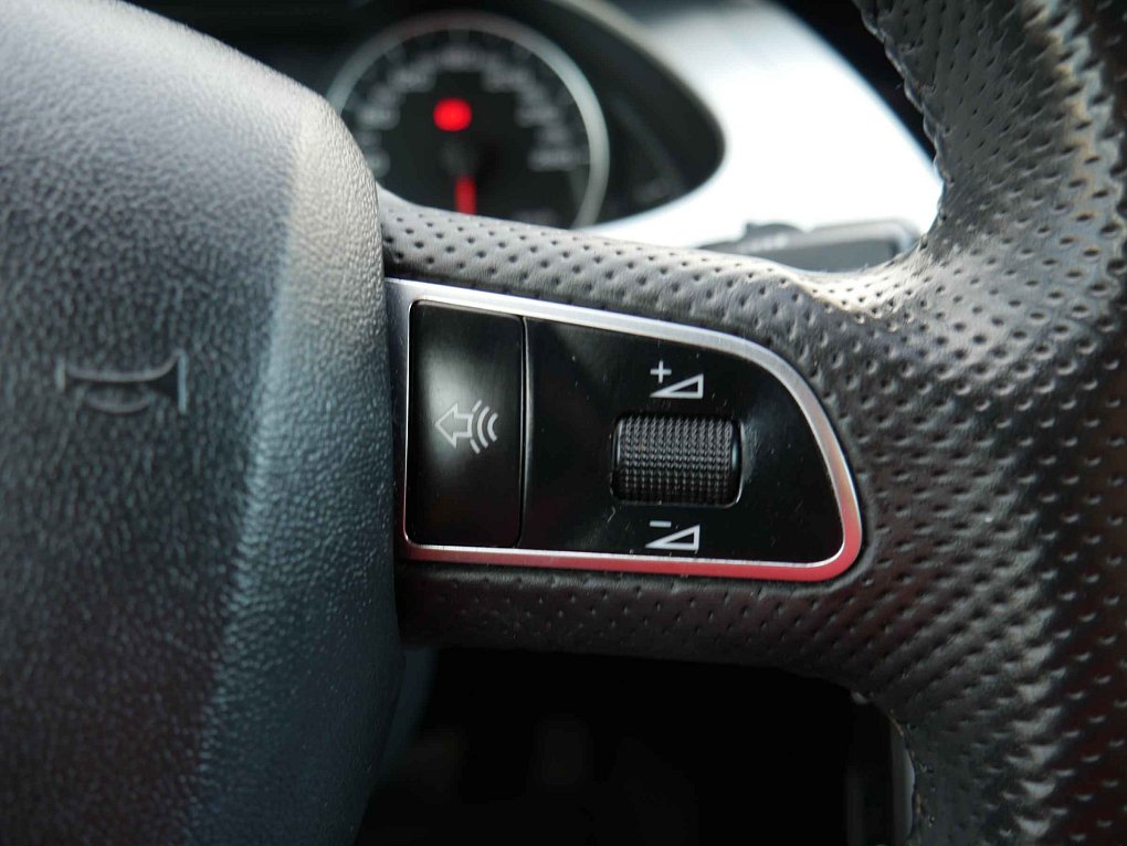 Audi A4 3.2 FSi S-line Quattro