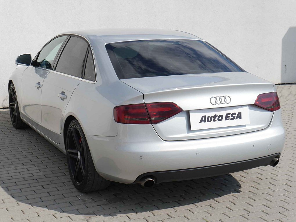 Audi A4 3.2 FSi S-line Quattro