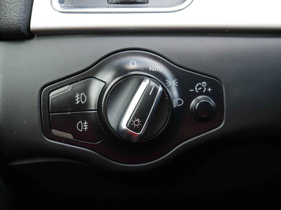 Audi A4 3.2 FSi S-line Quattro