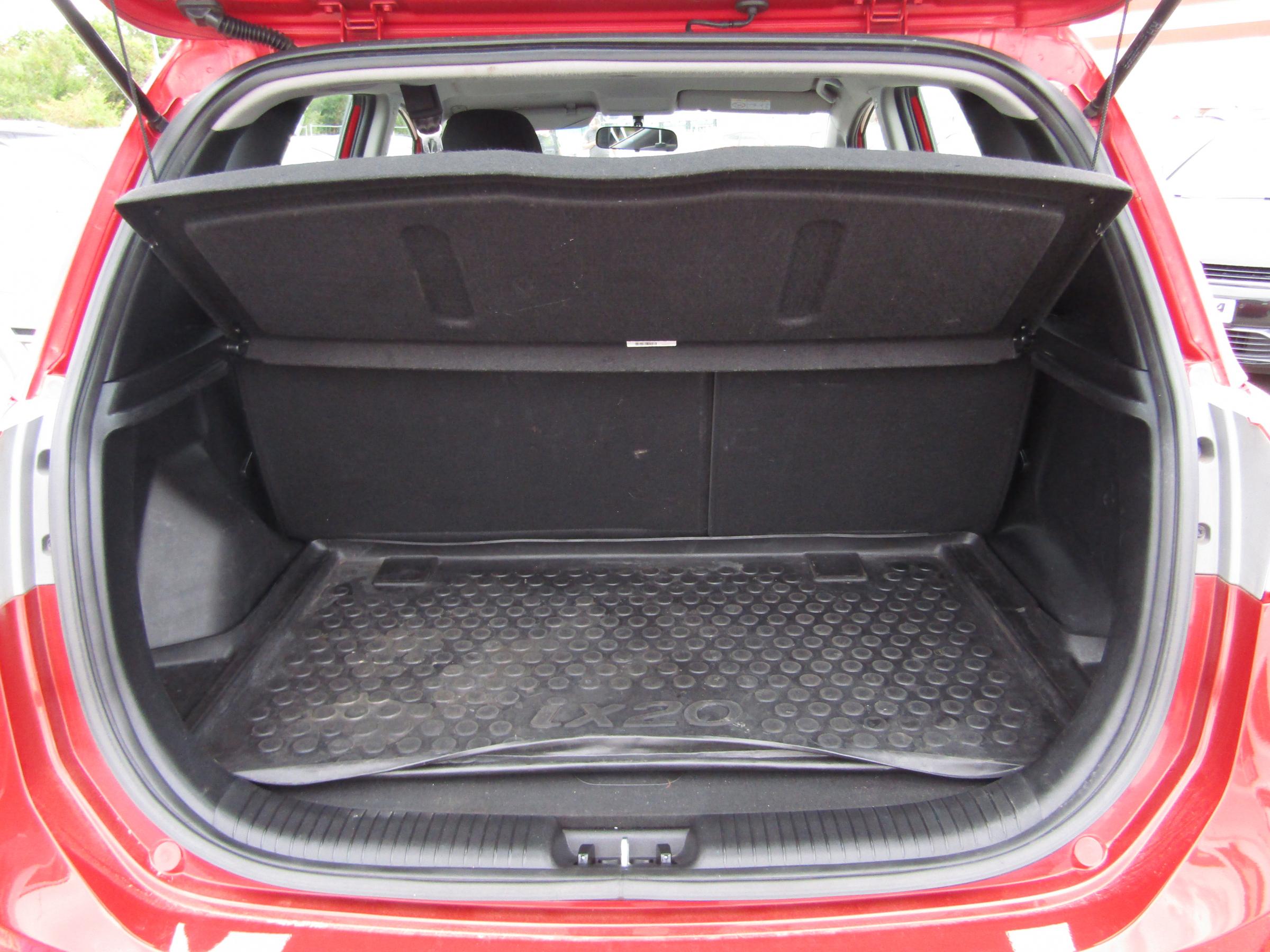 Hyundai ix20, 2016 - pohled č. 7