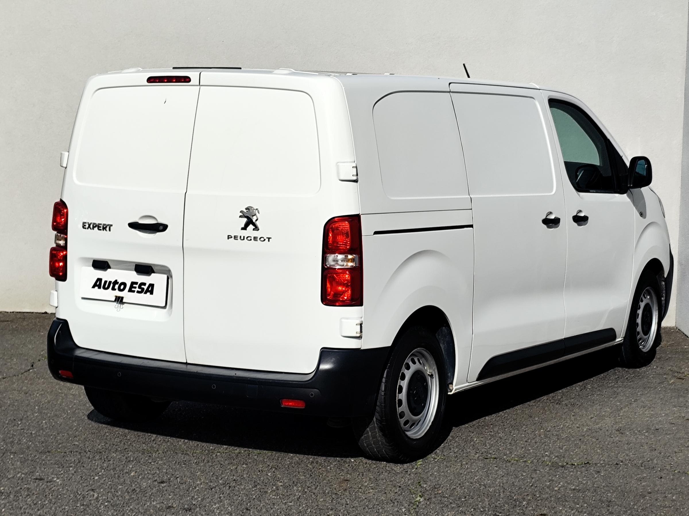 Peugeot Expert, 2022 - pohled č. 4