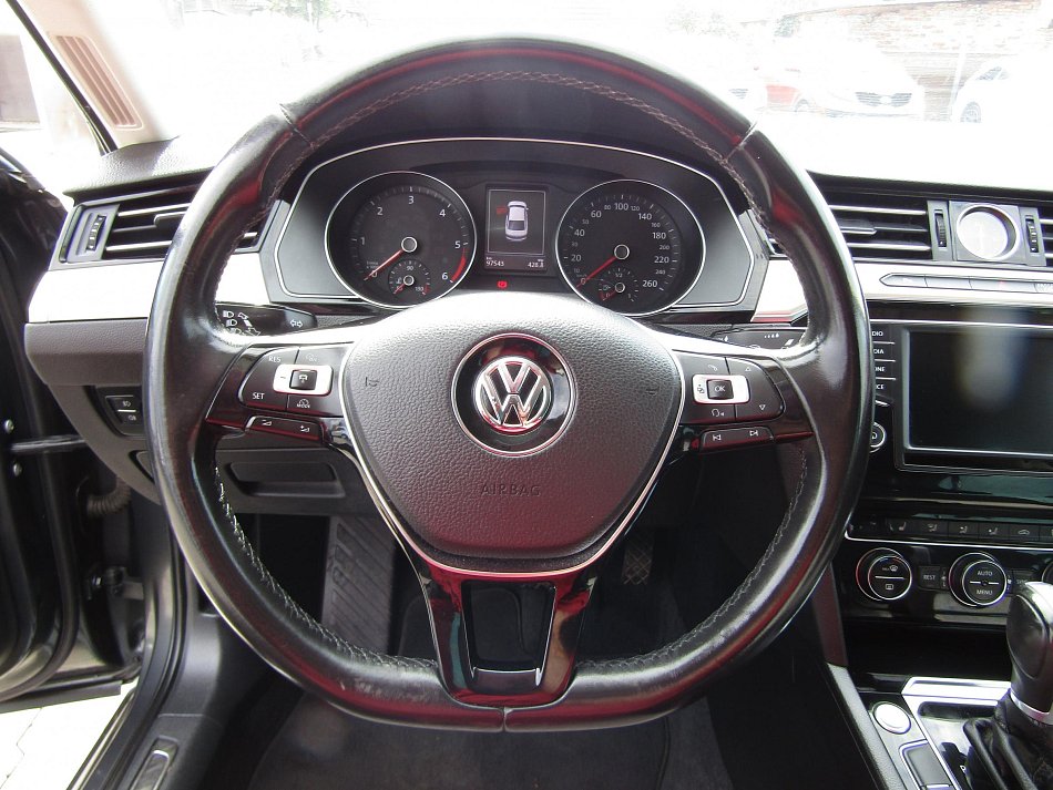 Volkswagen Passat 2.0 TDi Highline