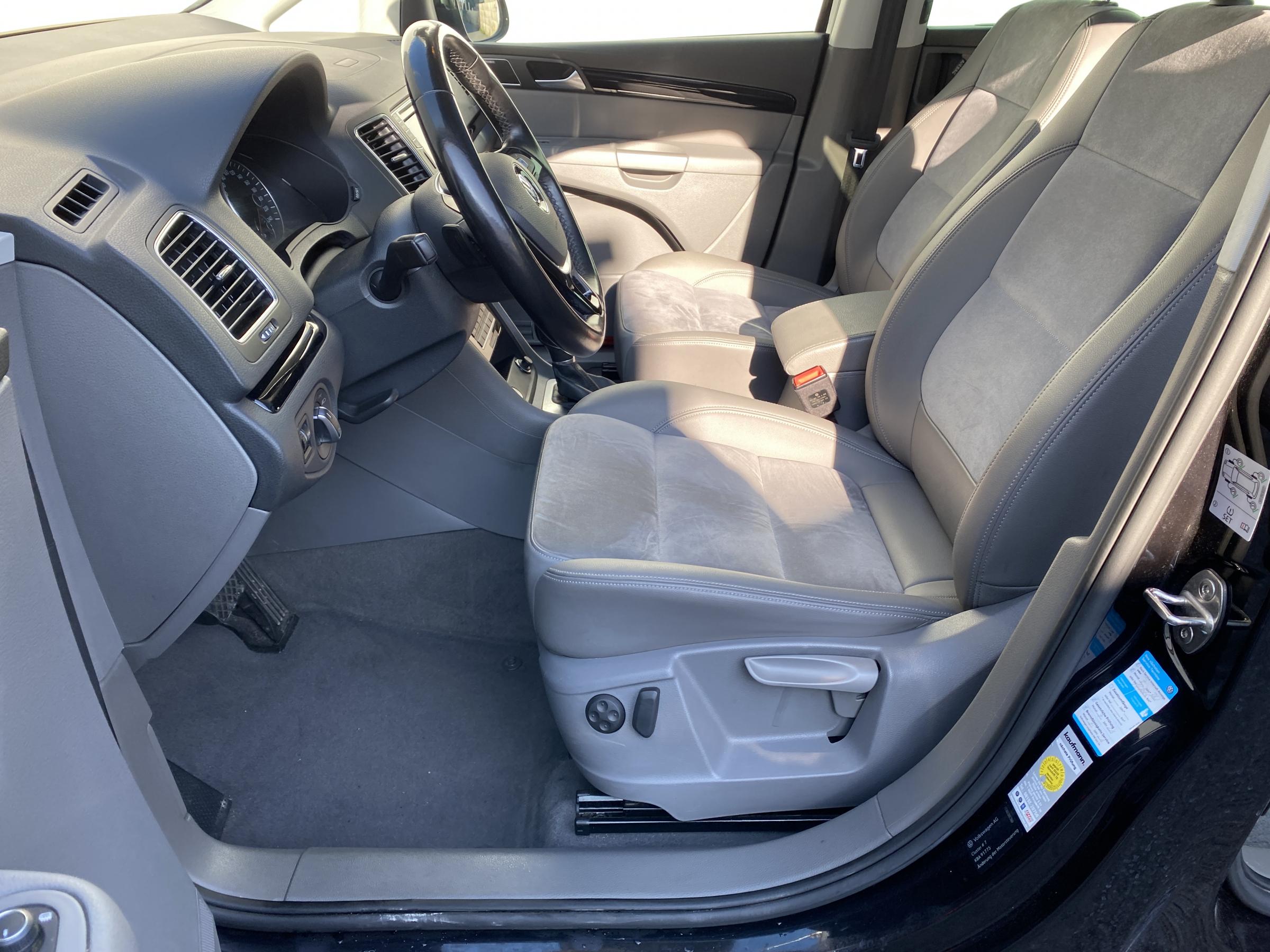 Volkswagen Sharan, 2016 - pohled č. 8