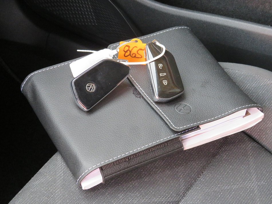 Volkswagen Golf 1.0 TSI 