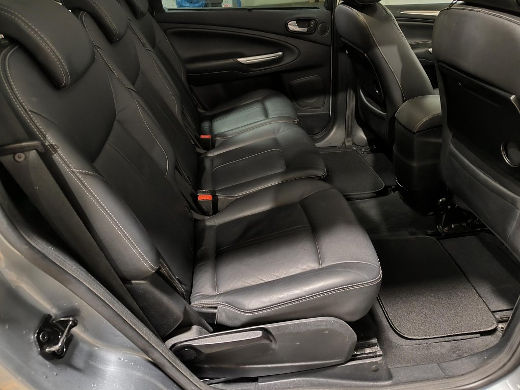 Ford S-MAX 2.0 TDCi Titanium