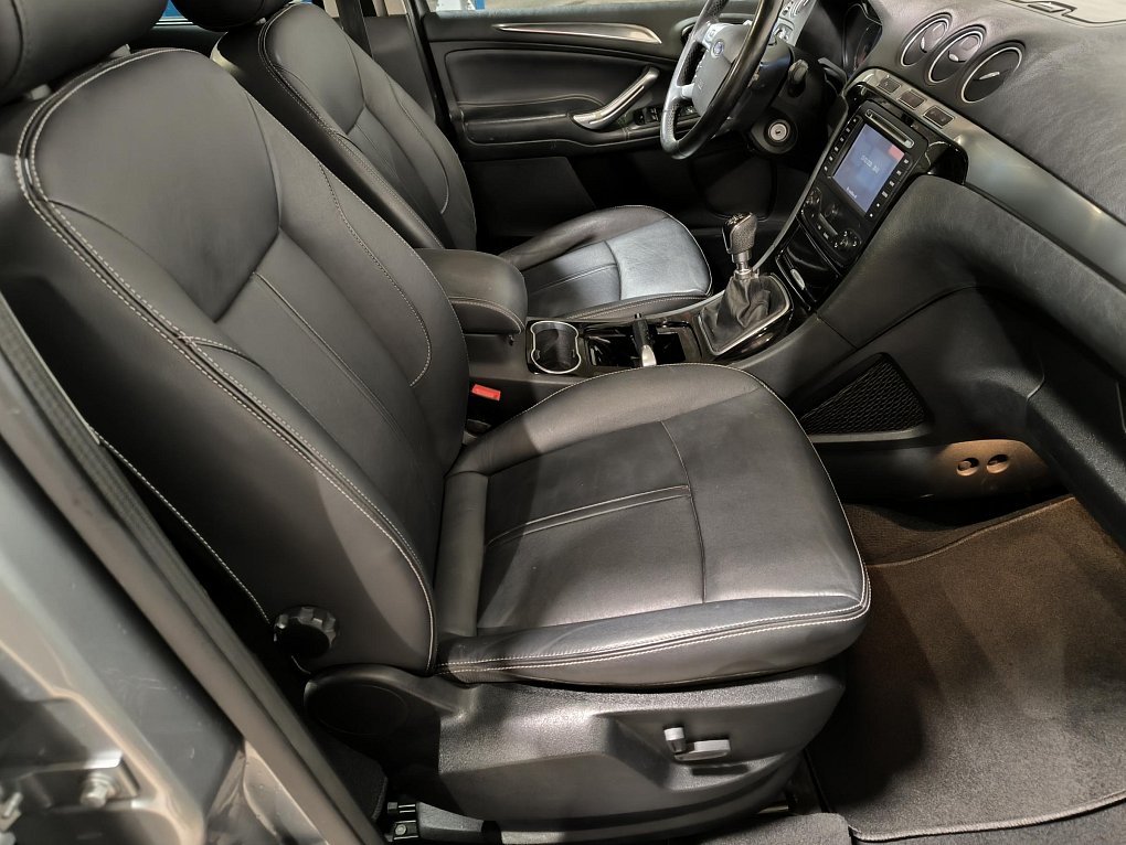 Ford S-MAX 2.0 TDCi Titanium