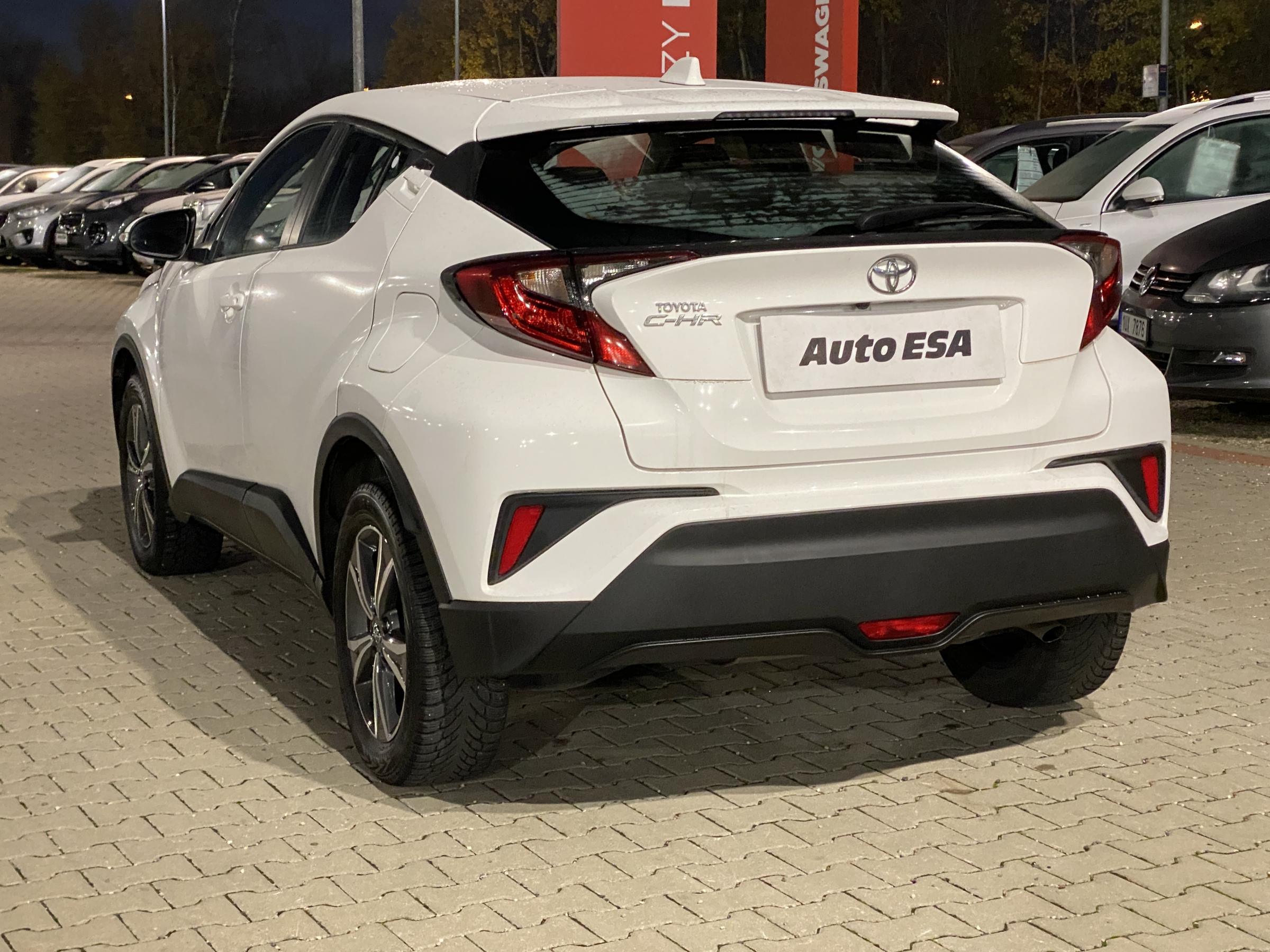 Toyota C-HR, 2020 - pohled č. 6