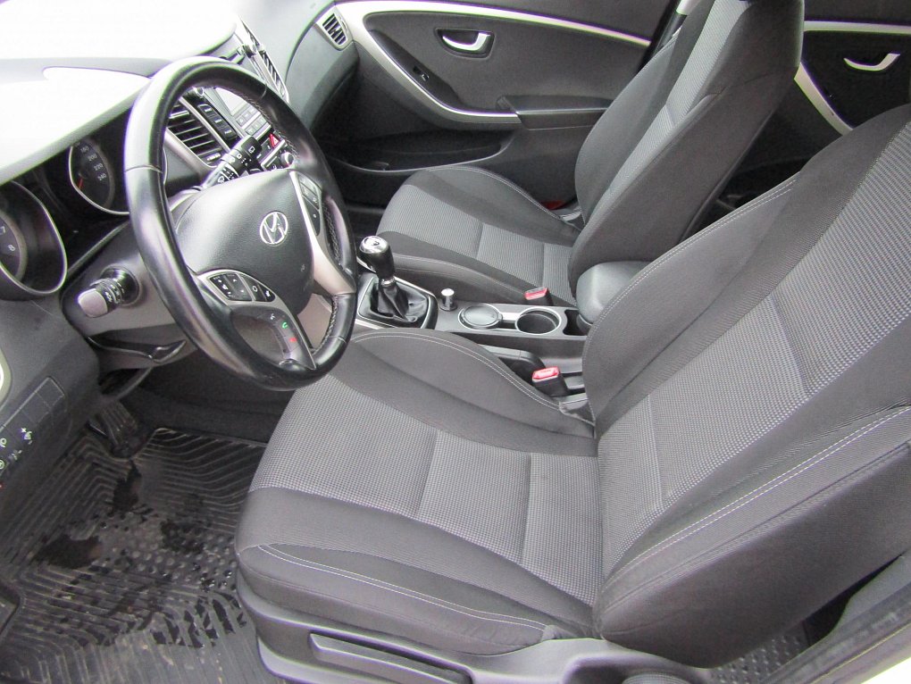 Hyundai I30 1.6i 