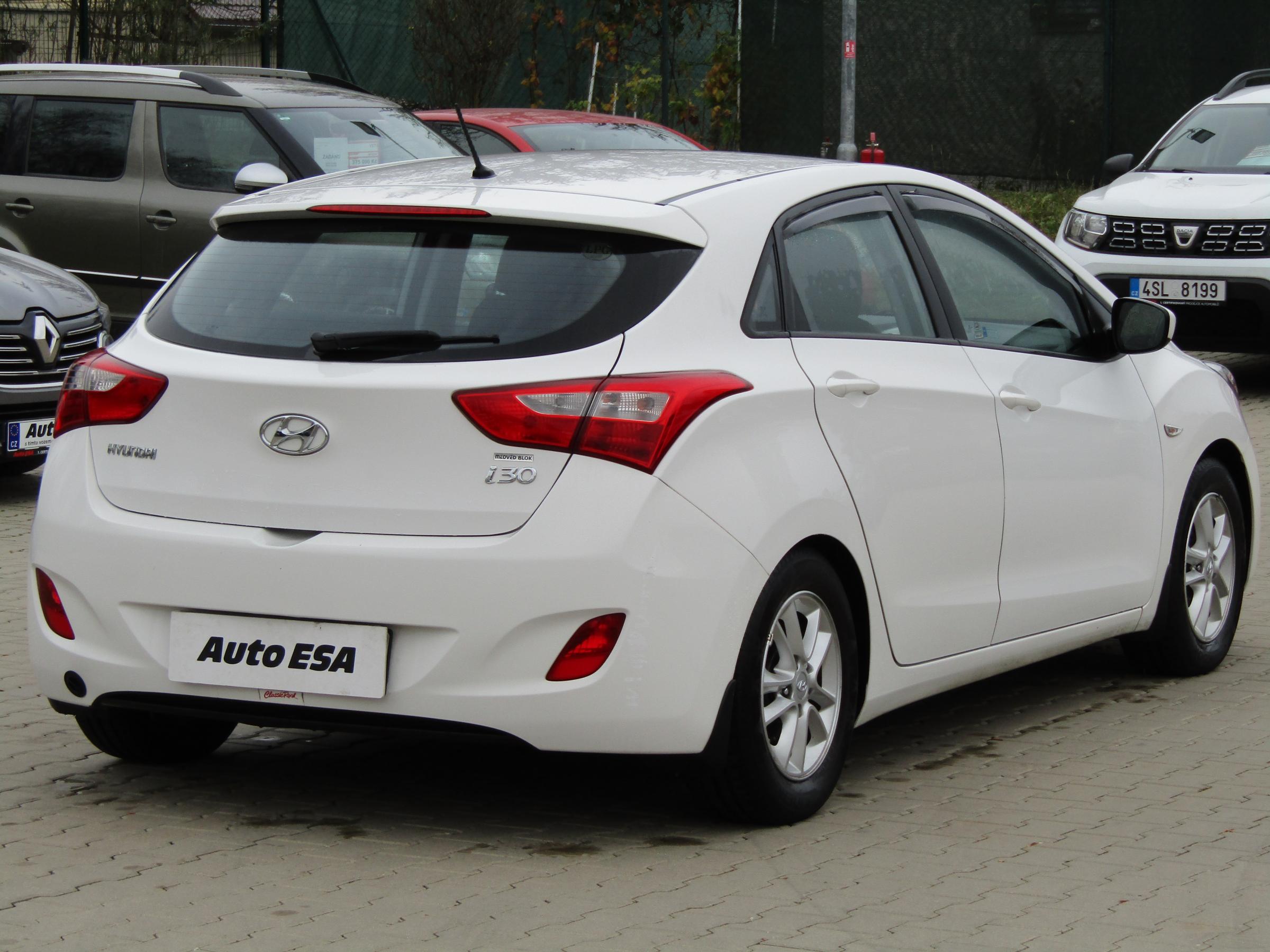 Hyundai i30, 2015 - pohled č. 6