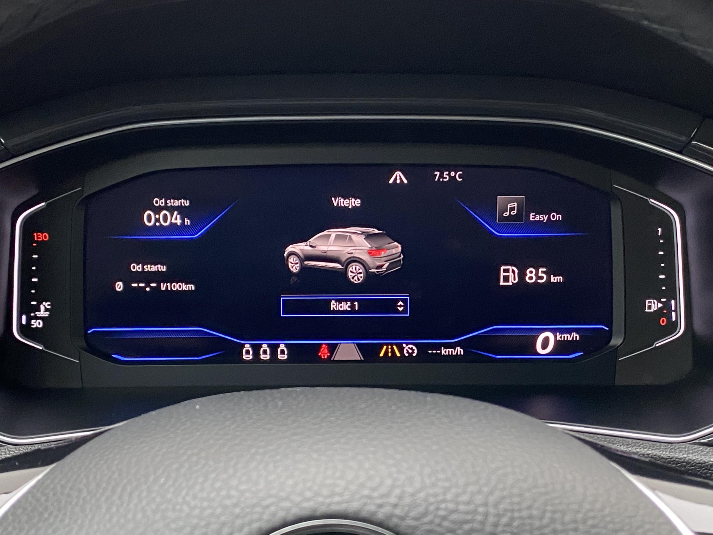 Volkswagen T-Roc, 2018 - pohled č. 15