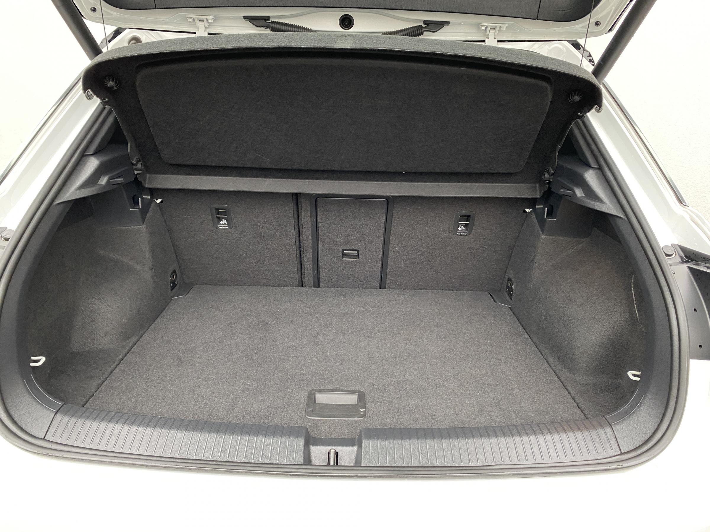 Volkswagen T-Roc, 2018 - pohled č. 7