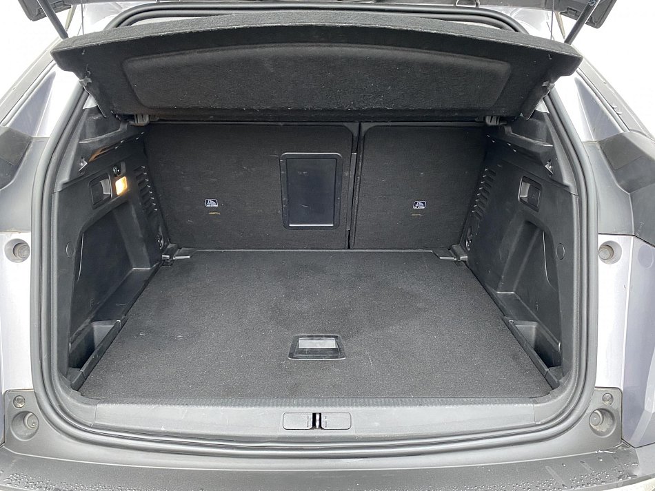 Peugeot 3008 1.2 PT Allure