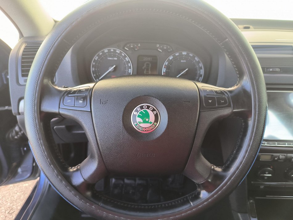 Škoda Octavia II 1.6FSi  Sport