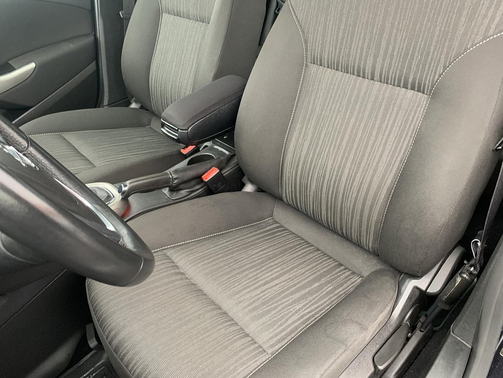 Opel Astra 1.6i  SportTourer