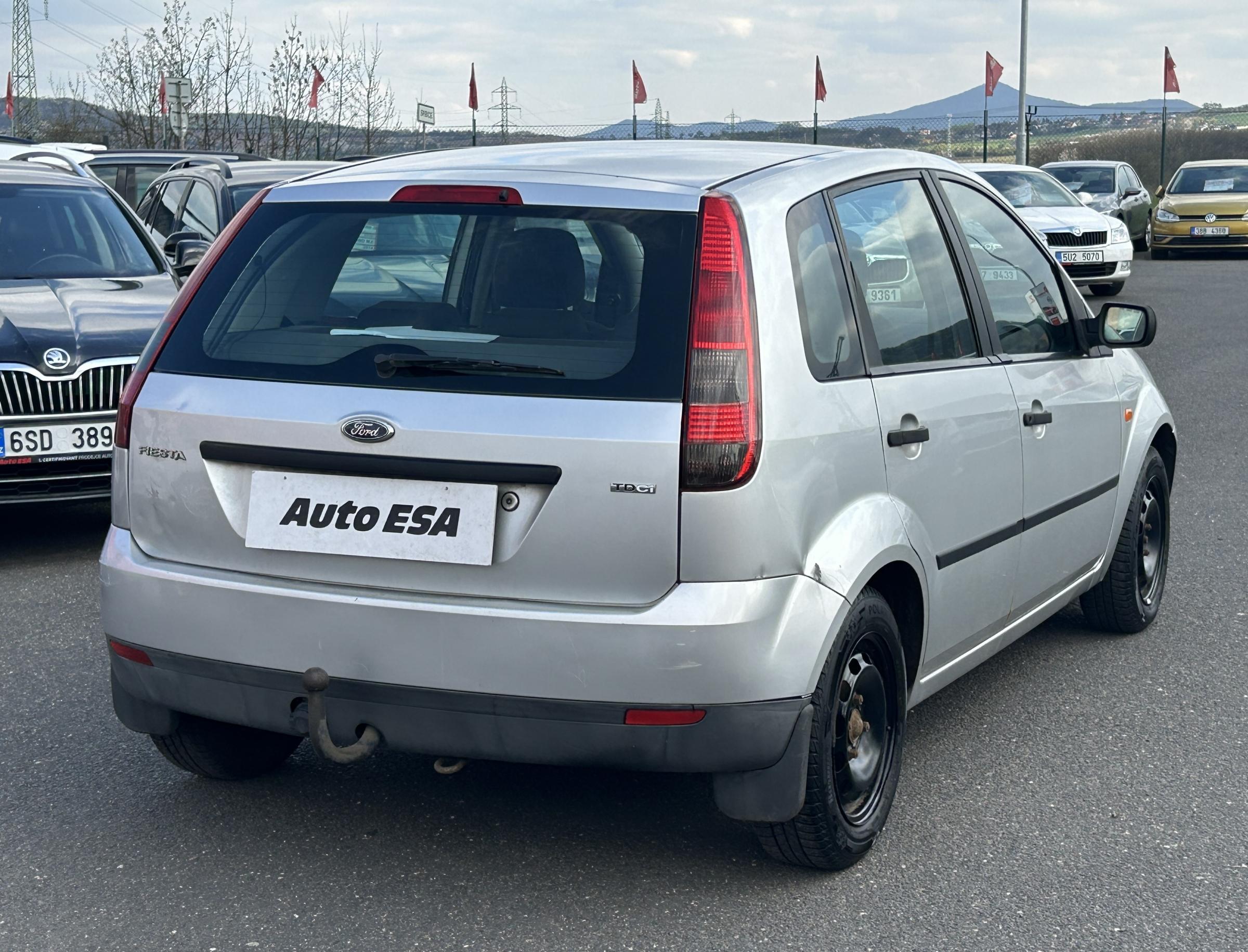 Ford Fiesta, 2003 - pohled č. 4