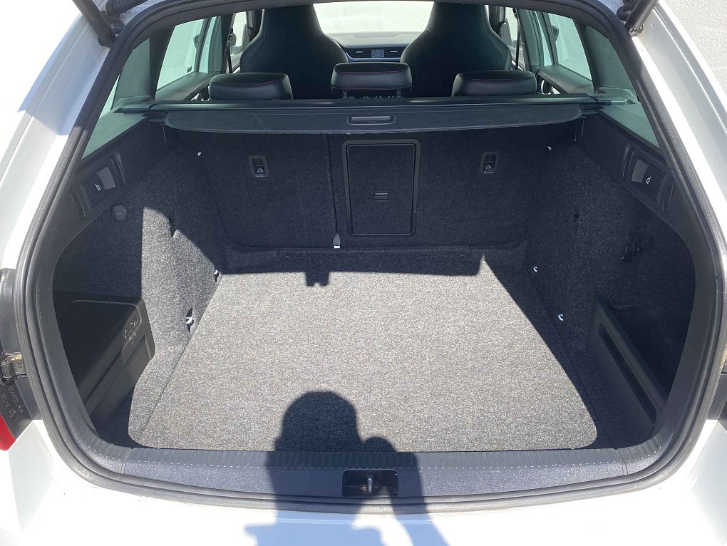 Škoda Octavia III 2.0 TSi RS Challange