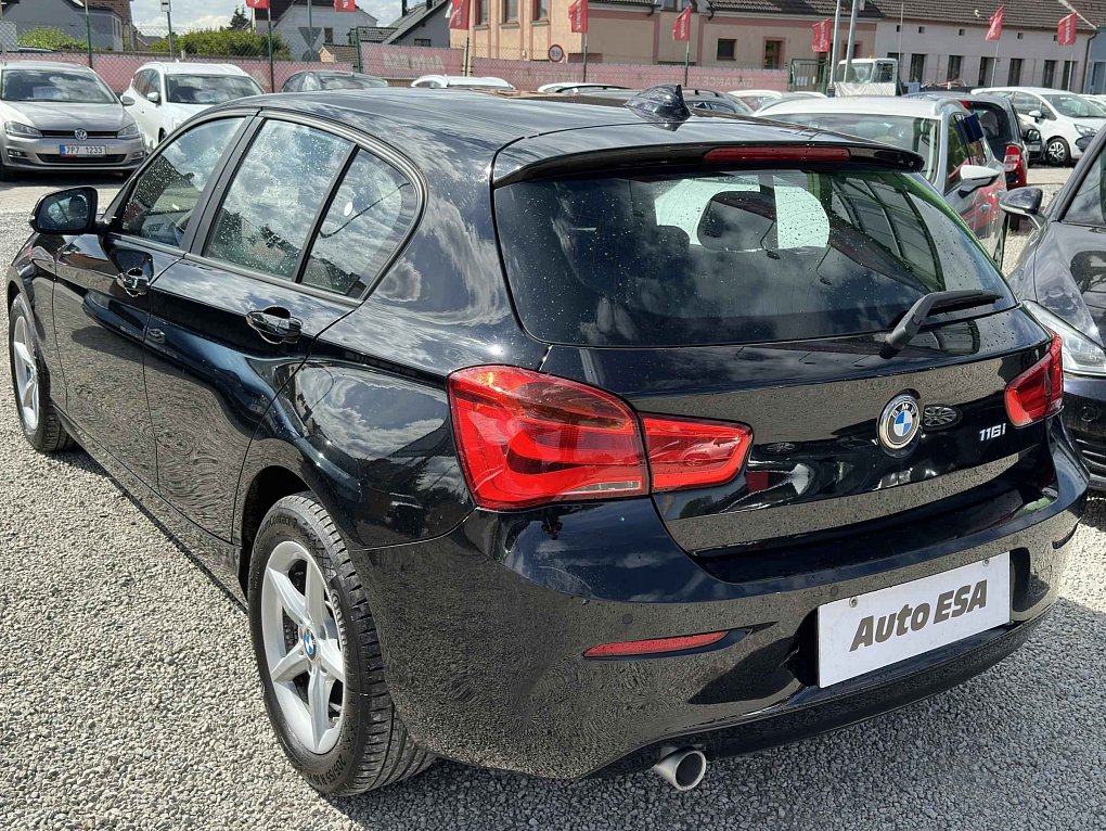 BMW Řada 1 1.5 i Advantage 116i