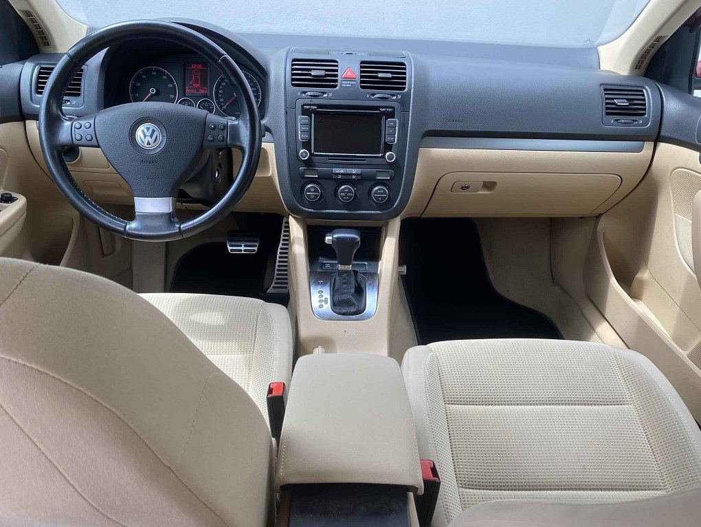 Volkswagen Golf 1.4 TSI 