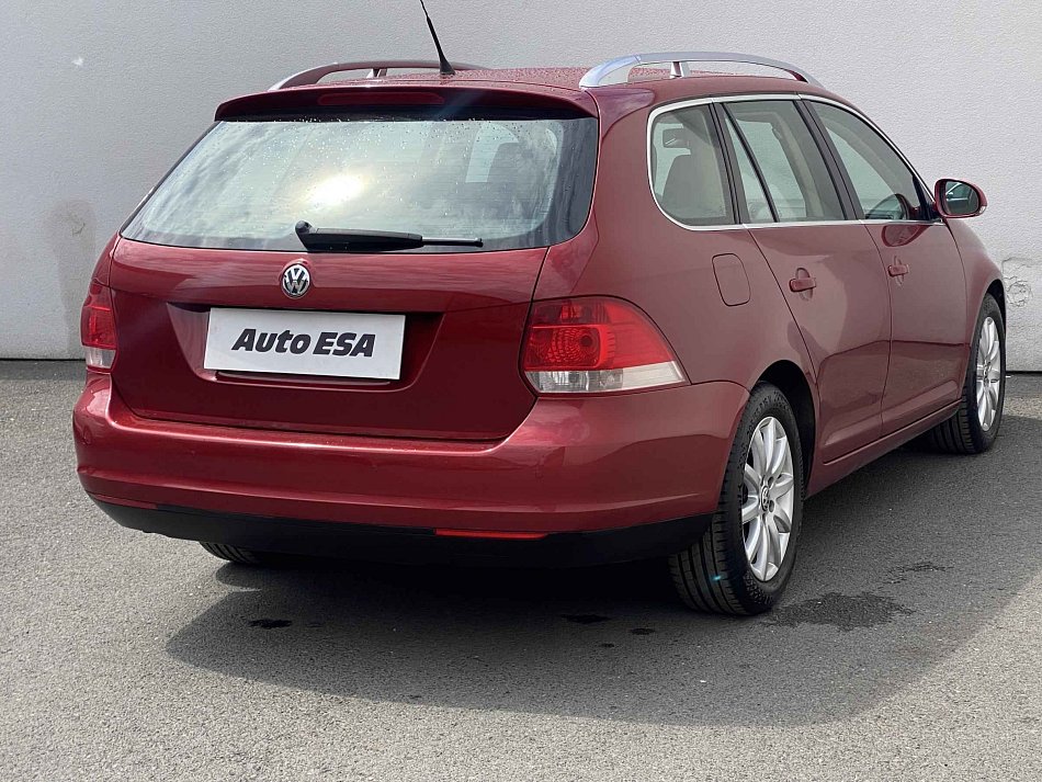 Volkswagen Golf 1.4 TSI 