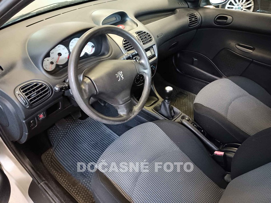 Peugeot 206 1.4i 