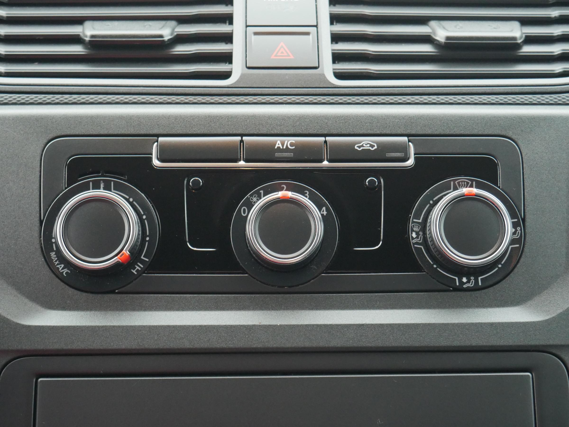 Volkswagen Caddy, 2020 - pohled č. 14