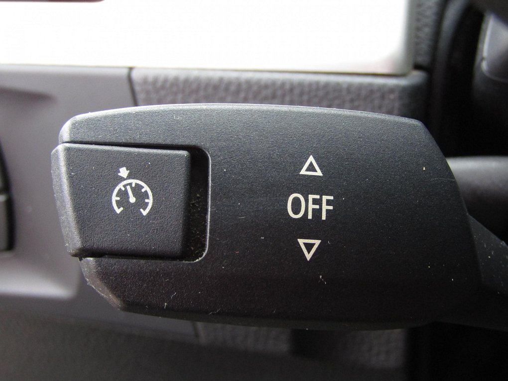 BMW Řada 3 320 i  320 i